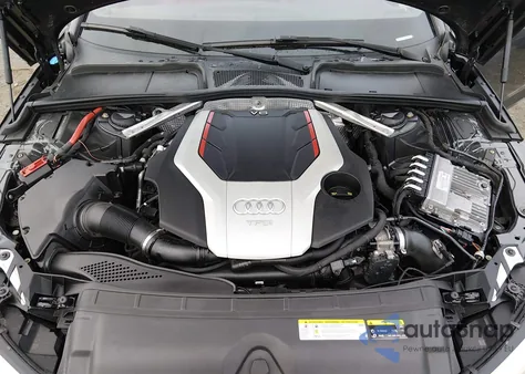 2018 Audi S4 3.0T Premium Plus z USA, uszkodzony, nr VIN WAUB4AF46JA010697